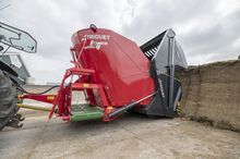 Triomix, self-loading mixer feeder 