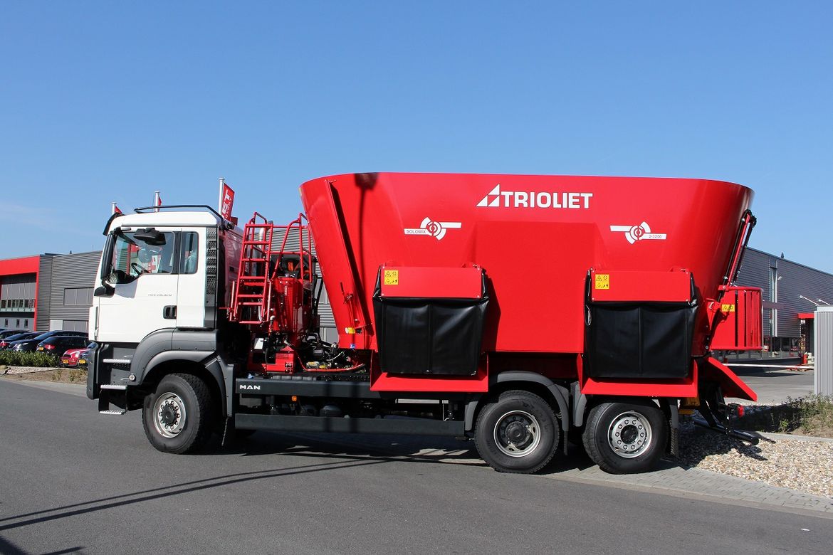 The-feed-mixer-is usefull-for-dairy-or-beef-farmers