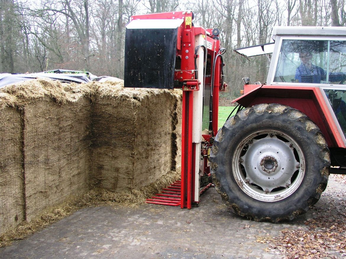 This-silage-wagon-is-for-sale-for-dairy-farmers-or-beef-farmers