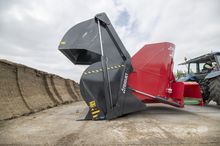 Triomix S1, self-loading TMR mixer 