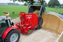 self-loading-mixer-feeder-diet feeder-tmr mixer-4