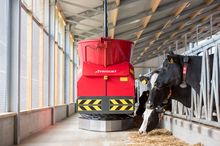 triomatic-feeding robot-robotic feeding-cattle feeding-feeding cows-cow feeding-robot-05