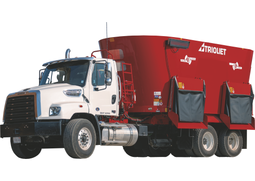 This-feed-mixer-wagon-can-discharge-feed-for-cattle-or-cows